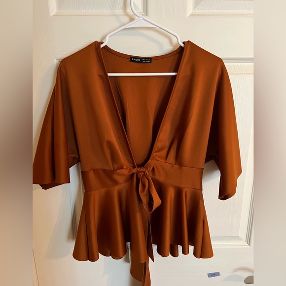 Blouse - Picture 2 of 3